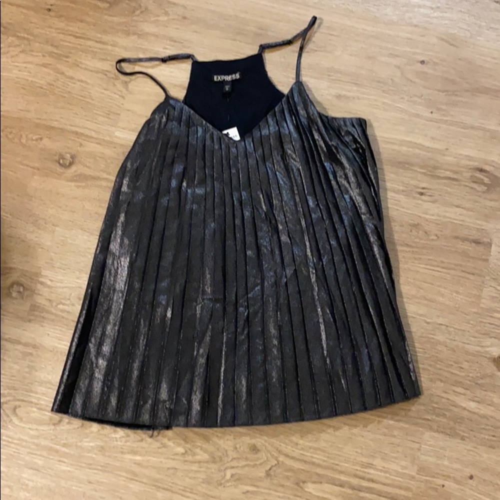 Dress tank